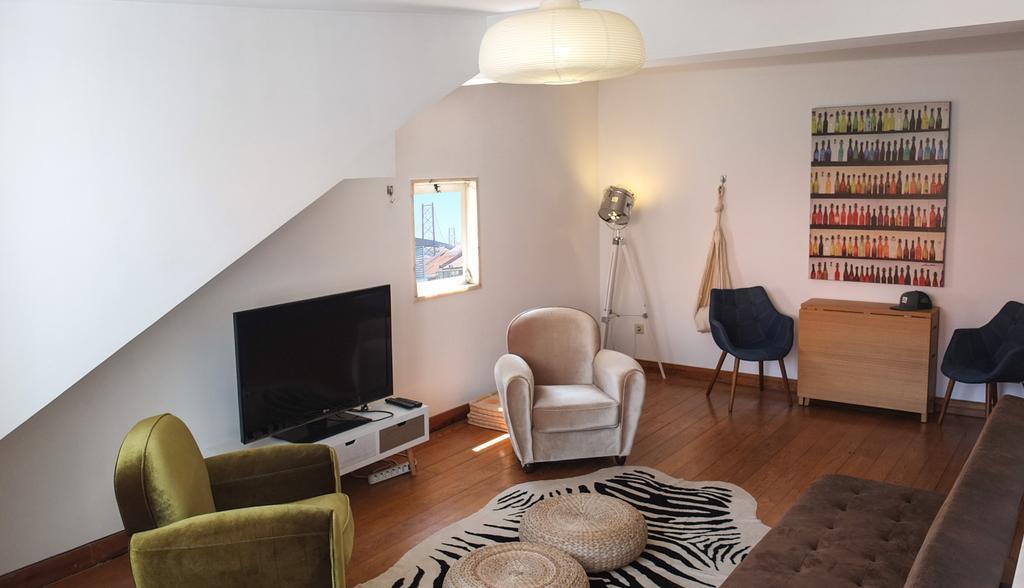 Quiet And Sunny Central Lisbon Apartment Екстер'єр фото